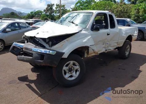 1999 Toyota Tacoma z USA, uszkodzony, nr VIN 4TAWM72N4XZ420488